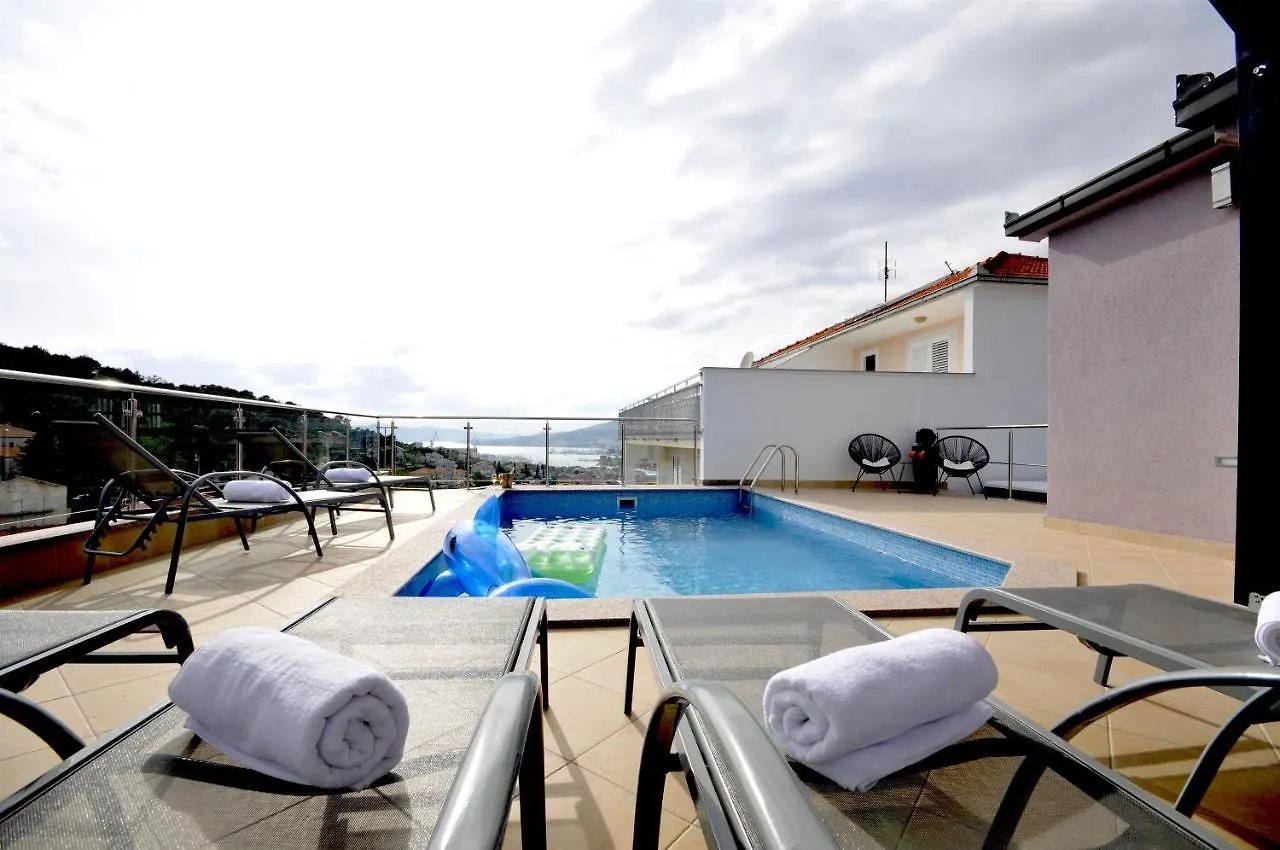 Villa Marina تروغير